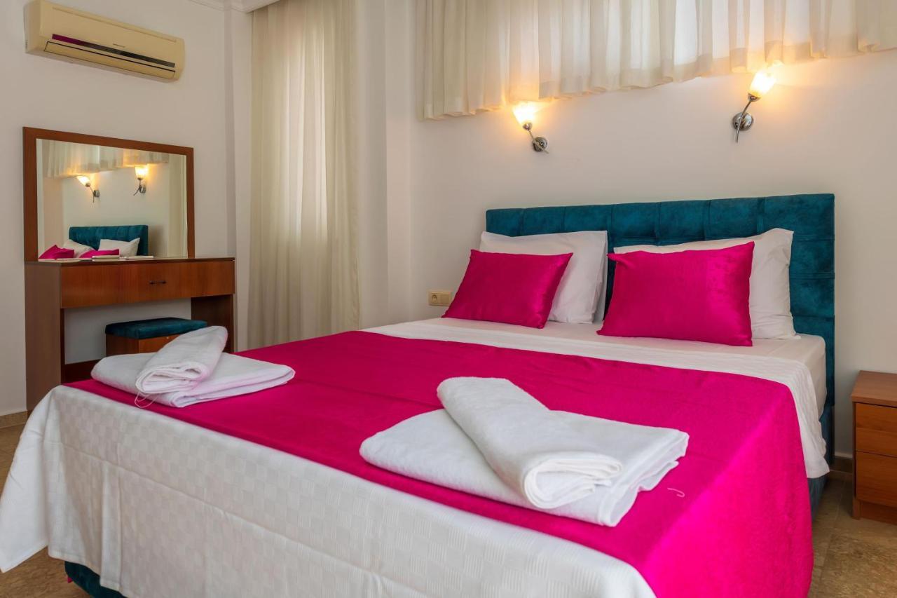 Villa Yasam Park - Luxury 8 Person - Fethiye Calis Beach 90Mt المظهر الخارجي الصورة