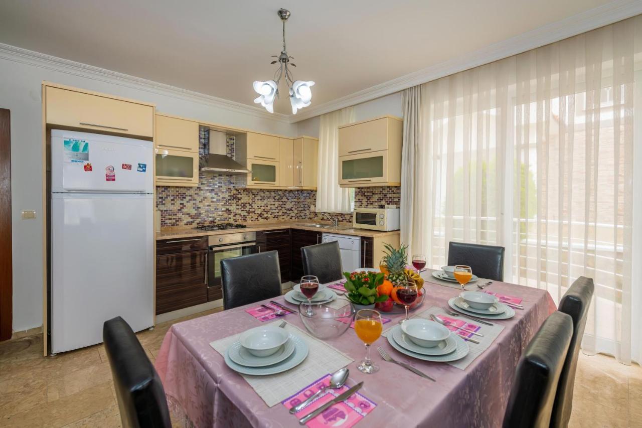 Villa Yasam Park - Luxury 8 Person - Fethiye Calis Beach 90Mt المظهر الخارجي الصورة