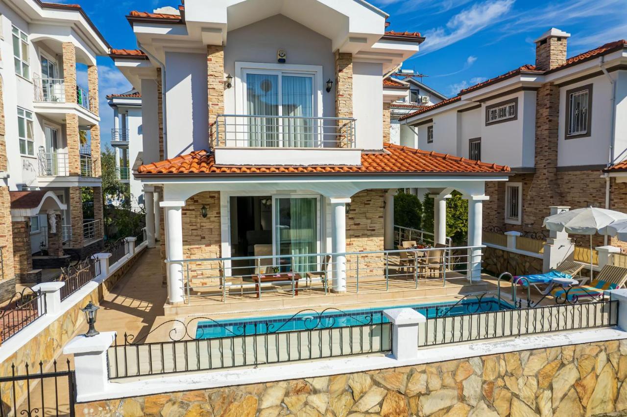 Villa Yasam Park - Luxury 8 Person - Fethiye Calis Beach 90Mt المظهر الخارجي الصورة